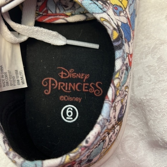 NEW Disney Princess Canvas Lace Up Sneakers - Picture 11 of 11